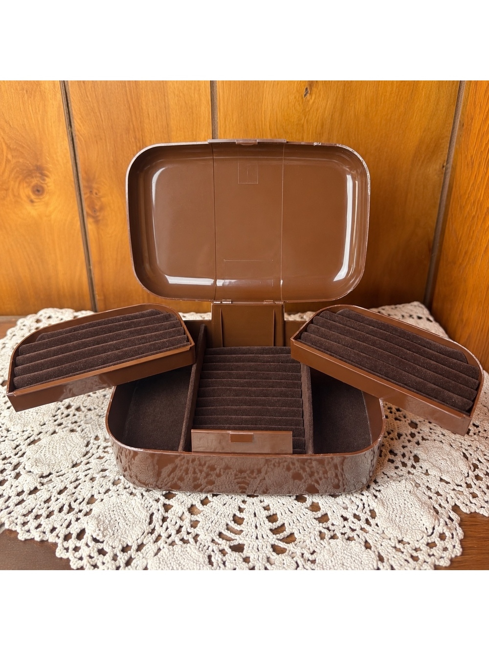 Vintage Jewelry Box With Swing-Out Ring Trays Brown Plastic Organizer